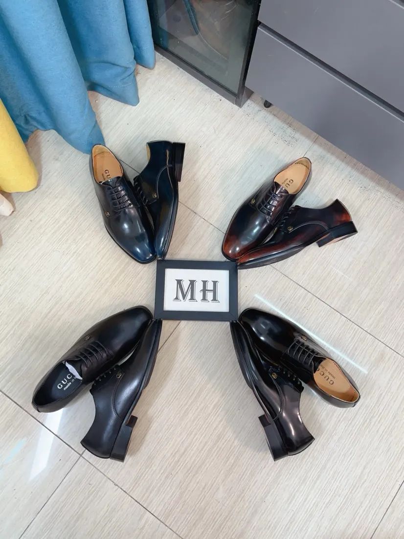 Men's Men's Shoes 💰520🌹🌹Niuli [GUCCI Gucci] A new style of formal men's leather shoes is coming~ The original quality upper is made of patent leather imported from Italy, the leather is soft and delicate, comfortable and soft first-layer cowhide lining, rubber wear-resistant outsole, the shoe shape is dignified and domineering, and the luxury charm cannot be concealed! The natural and free nouveau riche leads the trend. Code number: 38-44
